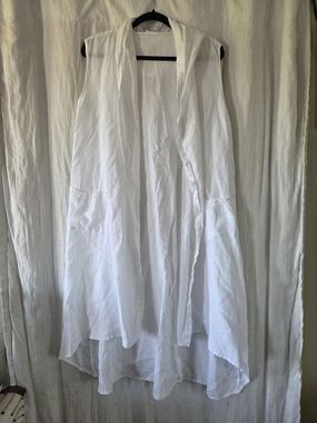 Click | Linen White Open-Front Sleeveless Coat